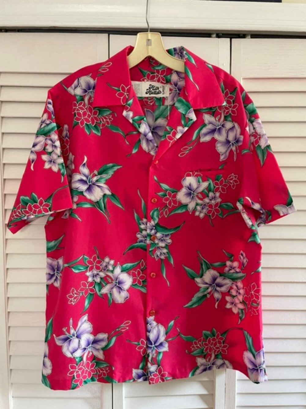 Vintage Hilo Hattie's Hawaiian shirt, 1980s, made in Hawaii, hot pink, floral